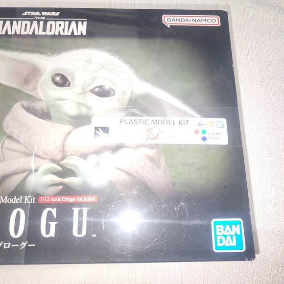 The Mandalorian Grogu 1/4 scale plastic Model Kit - Picture 3 of 7